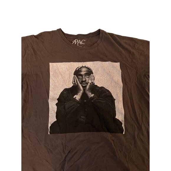 2Pac Graphic TShirt Short Sleeve Gray Brown Tee Men's Size XL - Picture 2 of 4